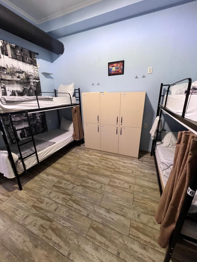 Tbil Home Hostel ティビリシ エクステリア 写真